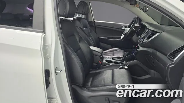 Hyundai Tucson 2018 — фото 10