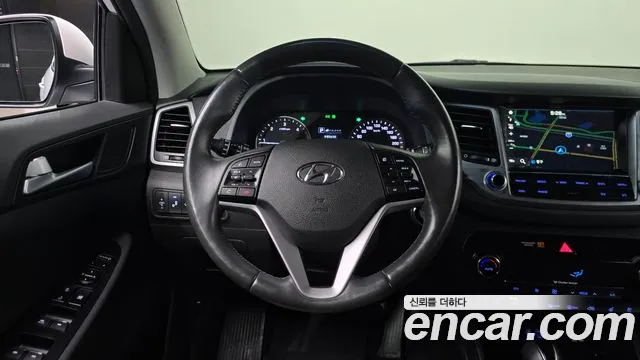 Hyundai Tucson 2018 — фото 13