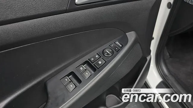 Hyundai Tucson 2018 — фото 17