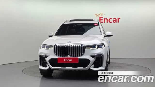 BMW X7 2021 — фото 3
