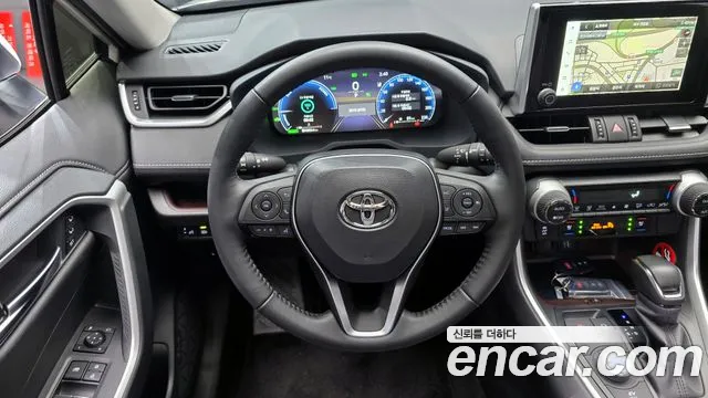 Toyota RAV4 2025 — фото 14