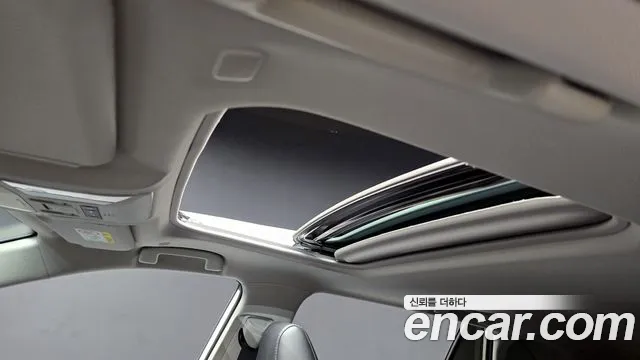 Toyota RAV4 2025 — фото 18
