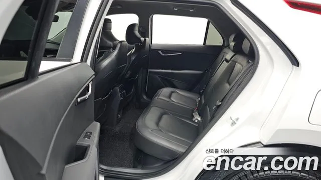 Kia Niro 2022 — фото 11