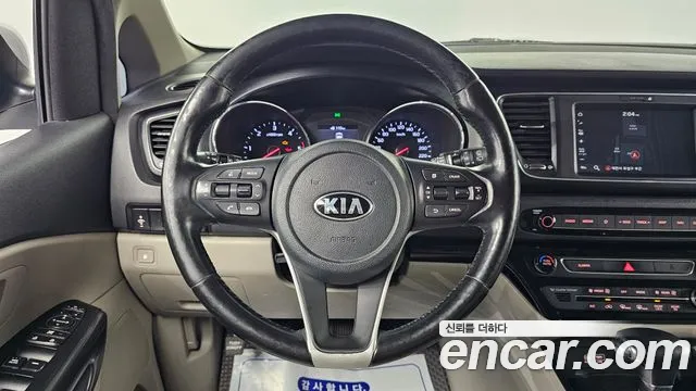 Kia Canival 2019 — фото 15