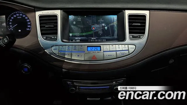 Hyundai Genesis 2013 — фото 14