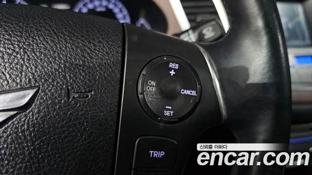 Hyundai Genesis 2013 — фото 17