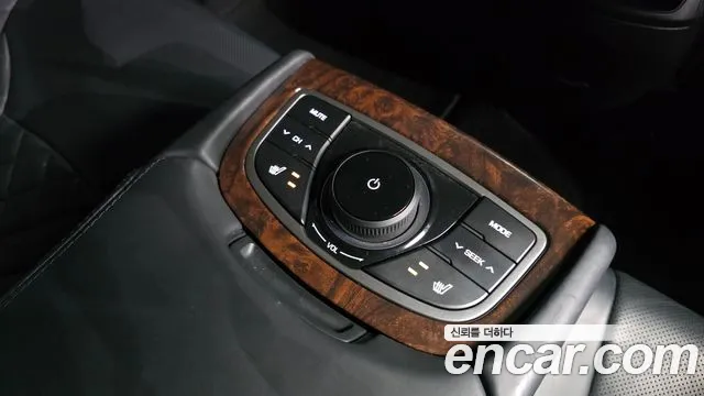 Hyundai Aslan 2015 — фото 19