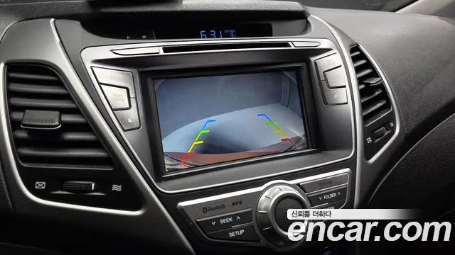 Hyundai AVANTE 2014 — фото 15