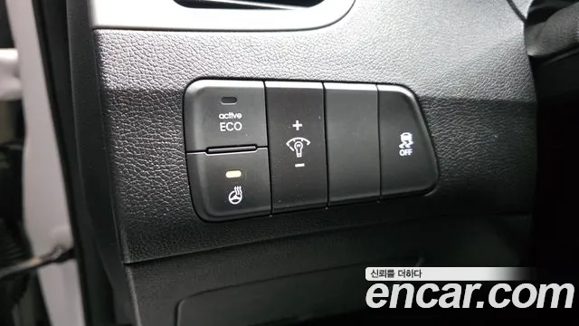 Hyundai AVANTE 2014 — фото 17