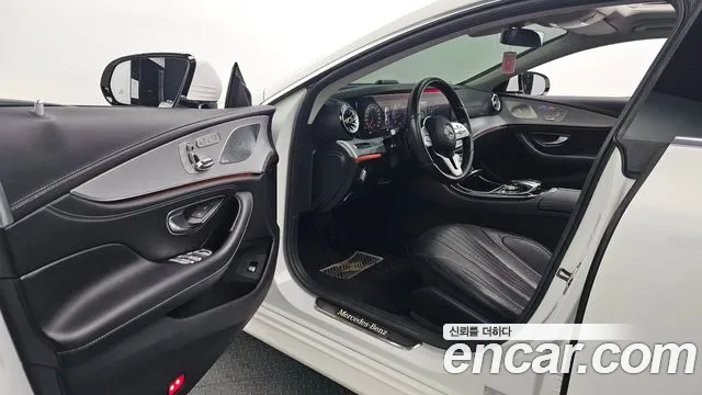 Mercedes-Benz CLS-Class 2019 — фото 11