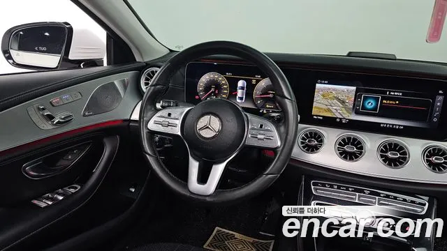 Mercedes-Benz CLS-Class 2019 — фото 13