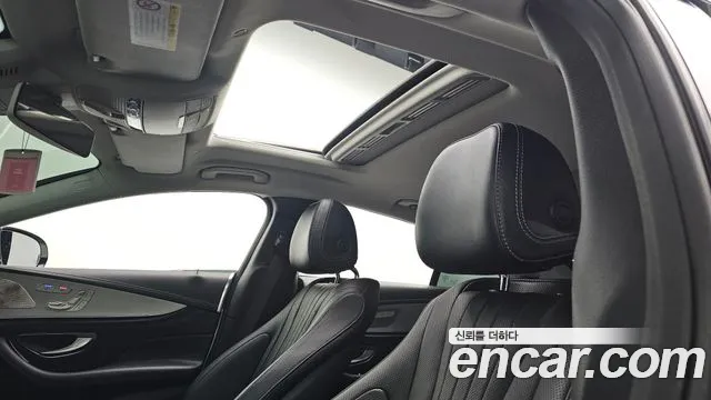 Mercedes-Benz CLS-Class 2019 — фото 17