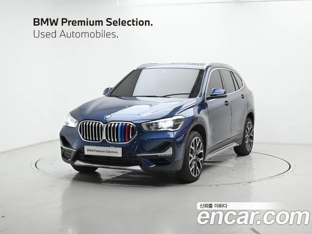BMW X1 2022 — фото 1
