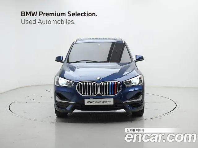 BMW X1 2022 — фото 3