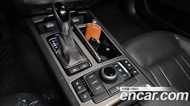 Hyundai Genesis 2016 — фото 9