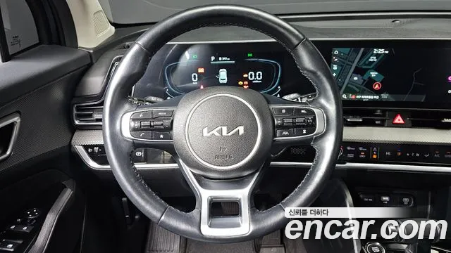 Kia Sportage 2022 — фото 14
