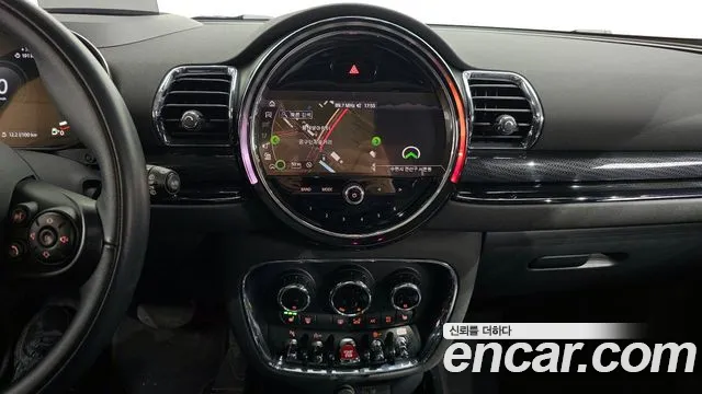 Mini Clubman 2021 — фото 13