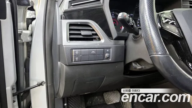 KG_Mobility_Ssangyong KORANDO 2020 — фото 16