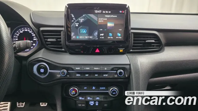 Hyundai Veloster 2019 — фото 14