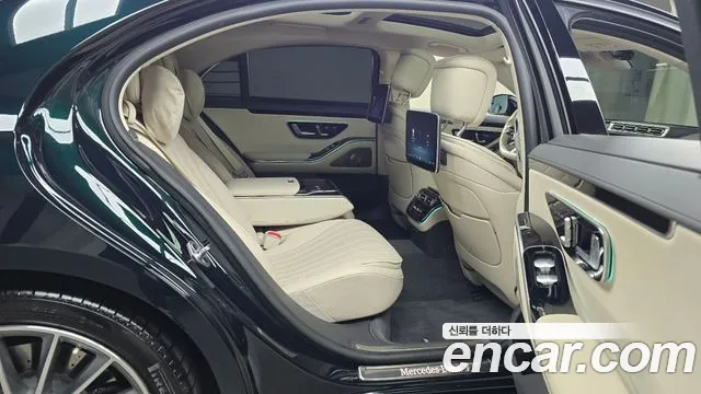 Mercedes-Benz S-Class 2022 — фото 12