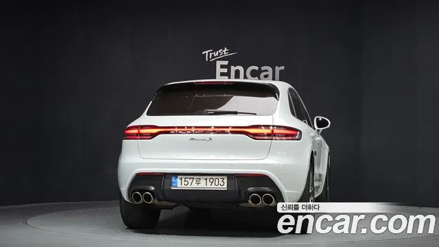 Porsche Macan 2022 — фото 4