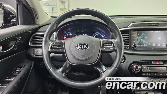 Kia Sorento 2019 — фото 13