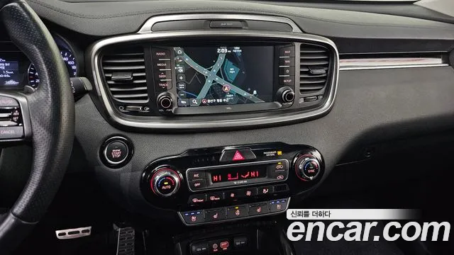 Kia Sorento 2019 — фото 14