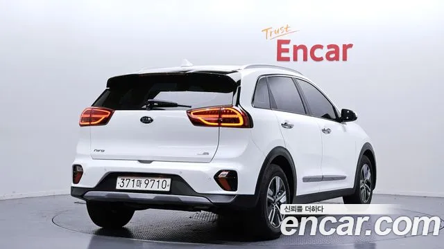Kia Niro 2020 — фото 2
