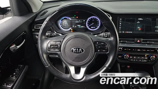Kia Niro 2020 — фото 14