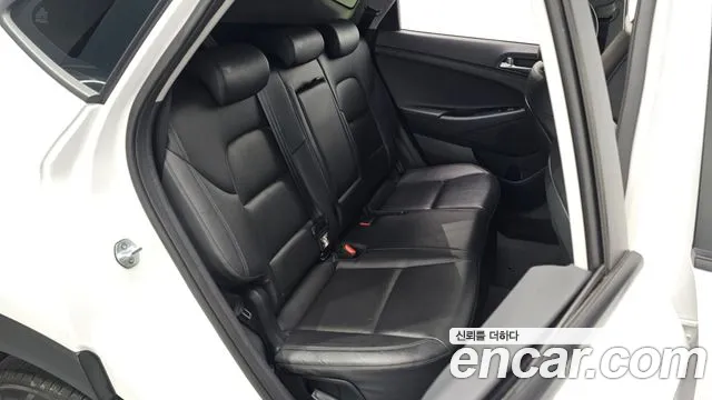 Hyundai Tucson 2019 — фото 12