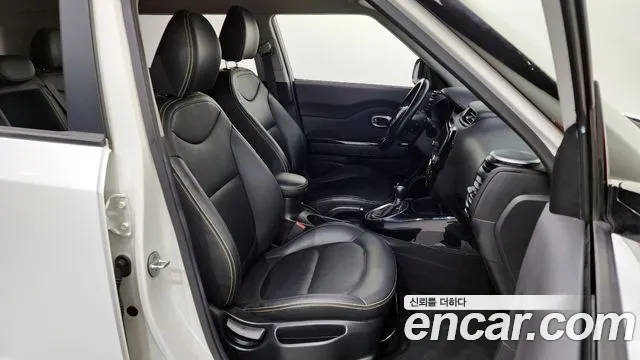 Kia Soul 2015 — фото 12