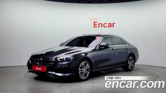 Mercedes-Benz E-Class 2022 — фото 1