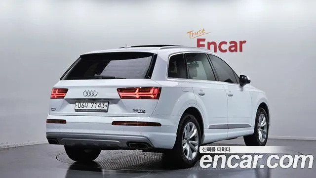 Audi Q7 2016 — фото 2
