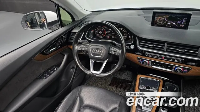 Audi Q7 2016 — фото 13