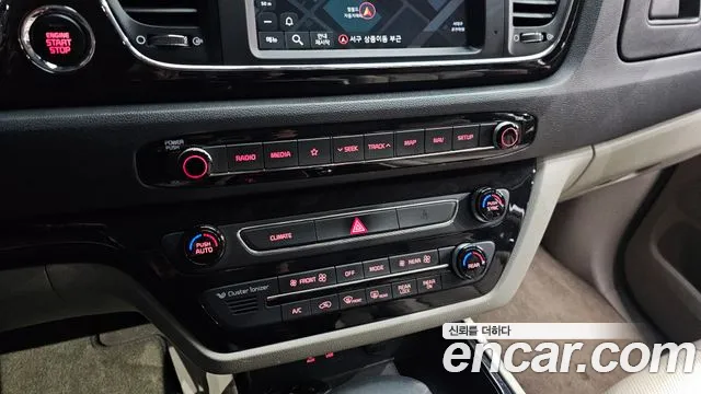 Kia Canival 2019 — фото 19