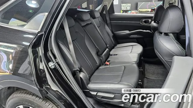 Kia Sorento 2022 — фото 11