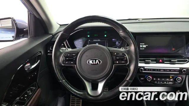 Kia Niro 2020 — фото 13