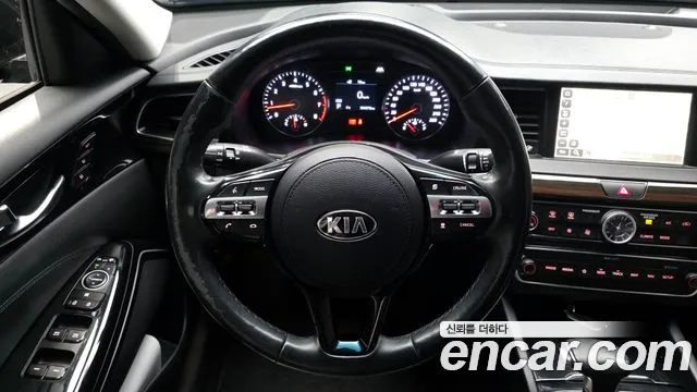 Kia K7 2018 — фото 13