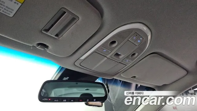 Hyundai Genesis 2016 — фото 18
