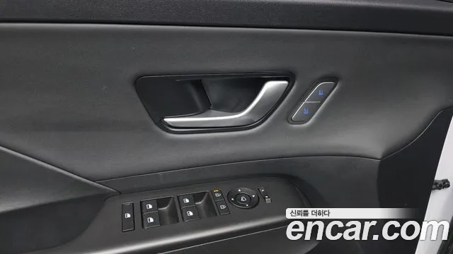 Hyundai Kona 2025 — фото 12