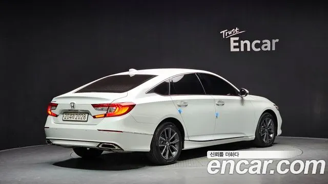 Honda Accord 2022 — фото 2