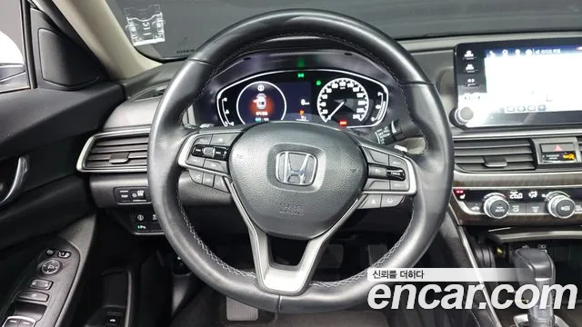 Honda Accord 2022 — фото 14