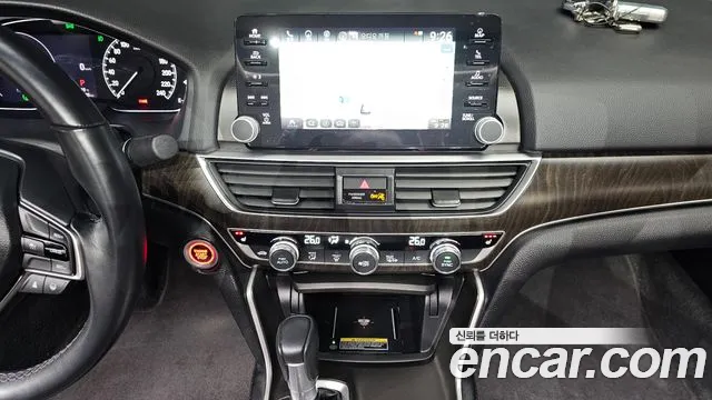 Honda Accord 2022 — фото 15