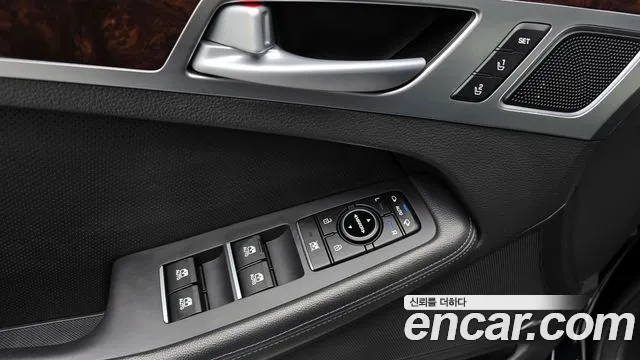Hyundai Genesis 2015 — фото 18
