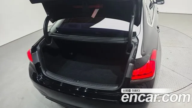 Hyundai Genesis 2015 — фото 20
