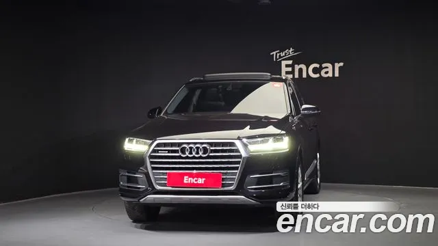 Audi Q7 2019 — фото 3