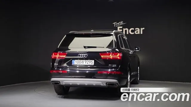 Audi Q7 2019 — фото 4