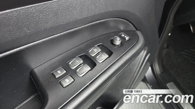 KG_Mobility_Ssangyong Rexton 2020 — фото 17
