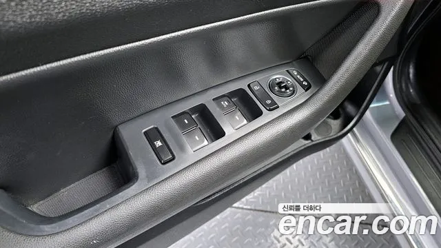 Hyundai Sonata 2016 — фото 19