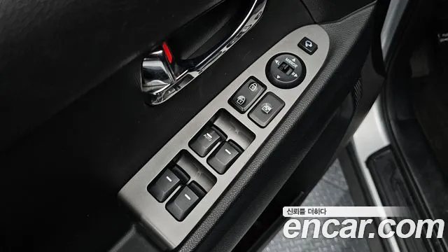 Kia Sportage 2015 — фото 12